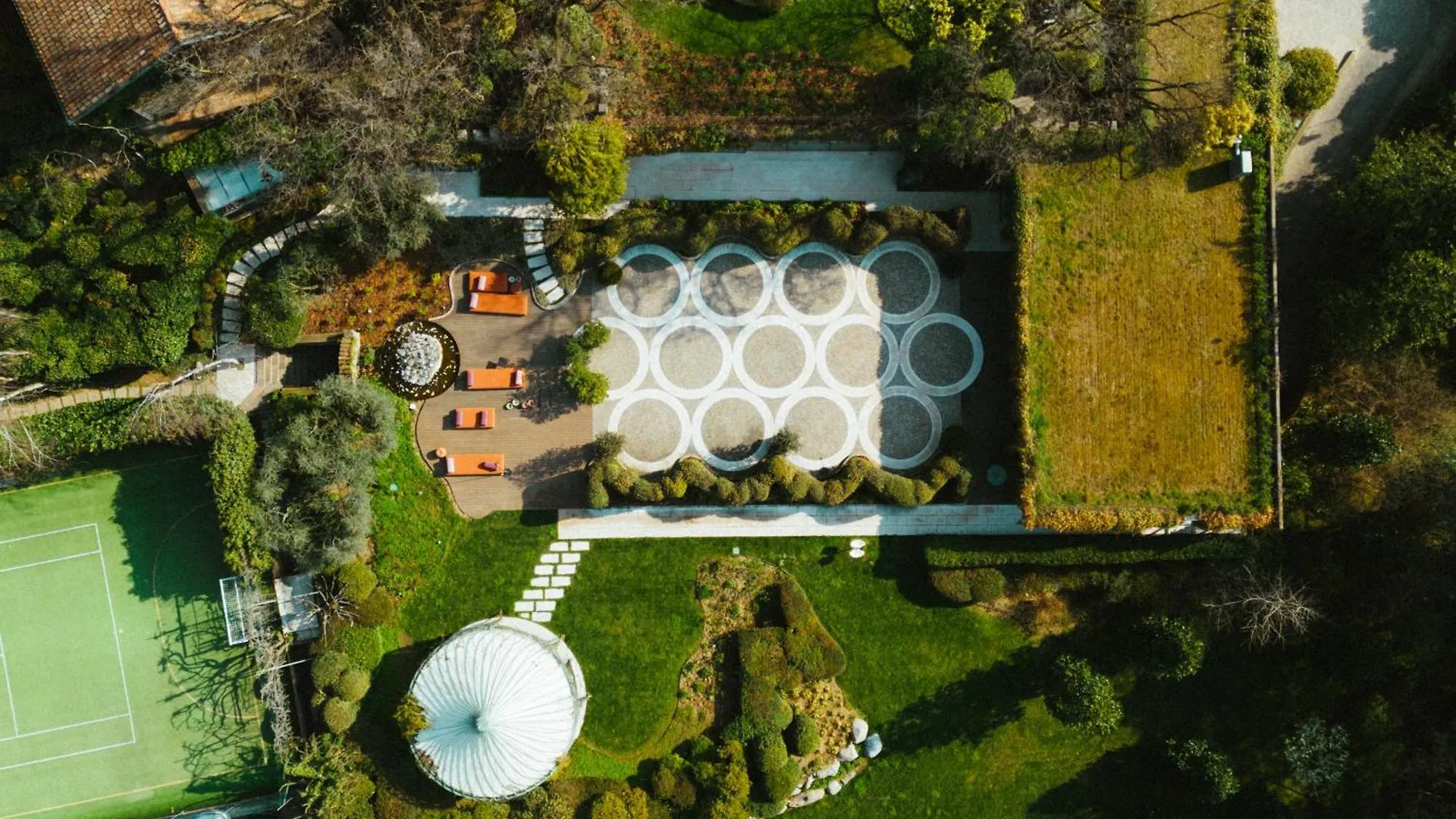L'Albereta Relais & Chateaux Erbusco 5*,  Italy