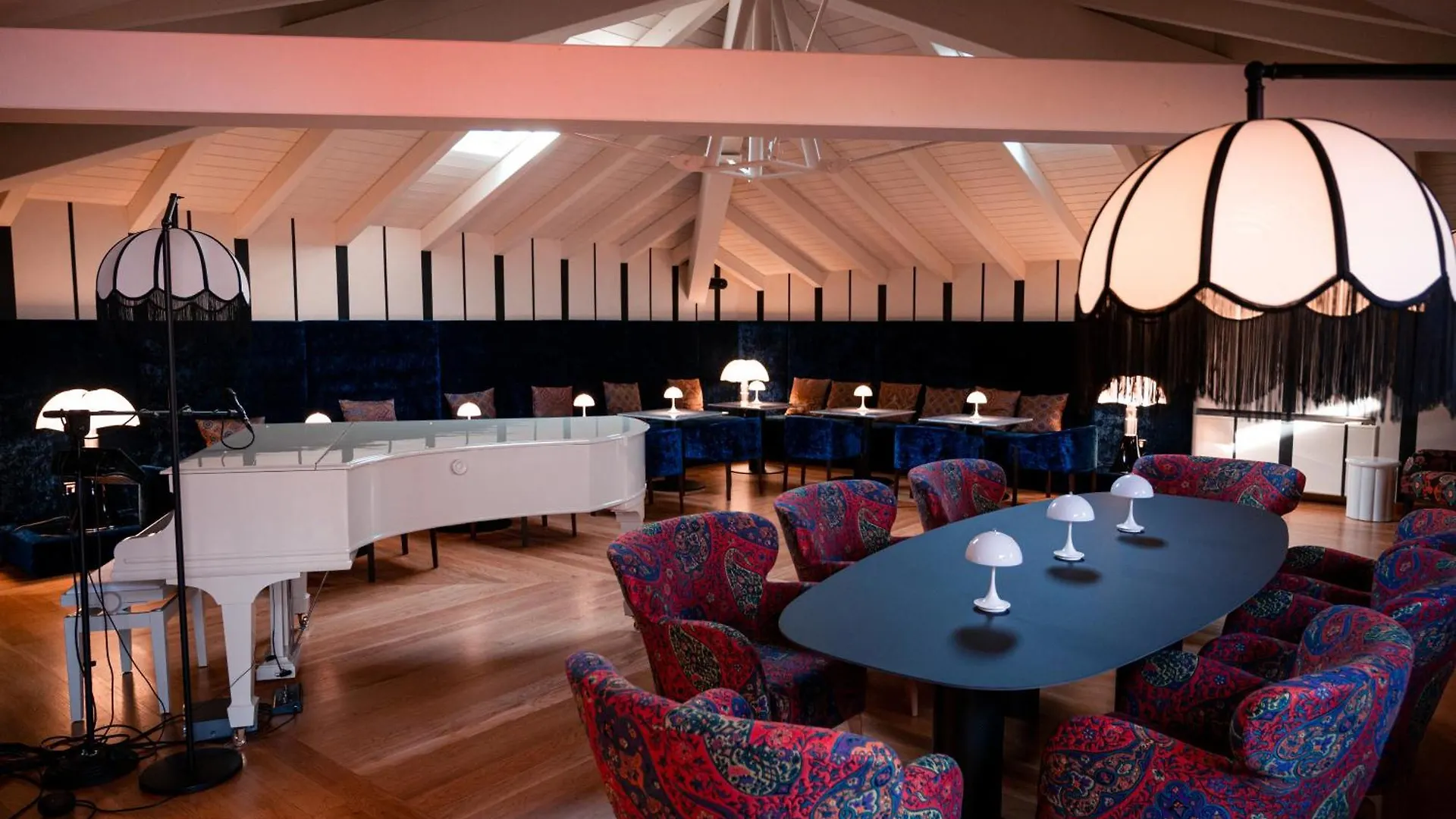 L'Albereta Relais & Chateaux Erbusco 5*,  Italy